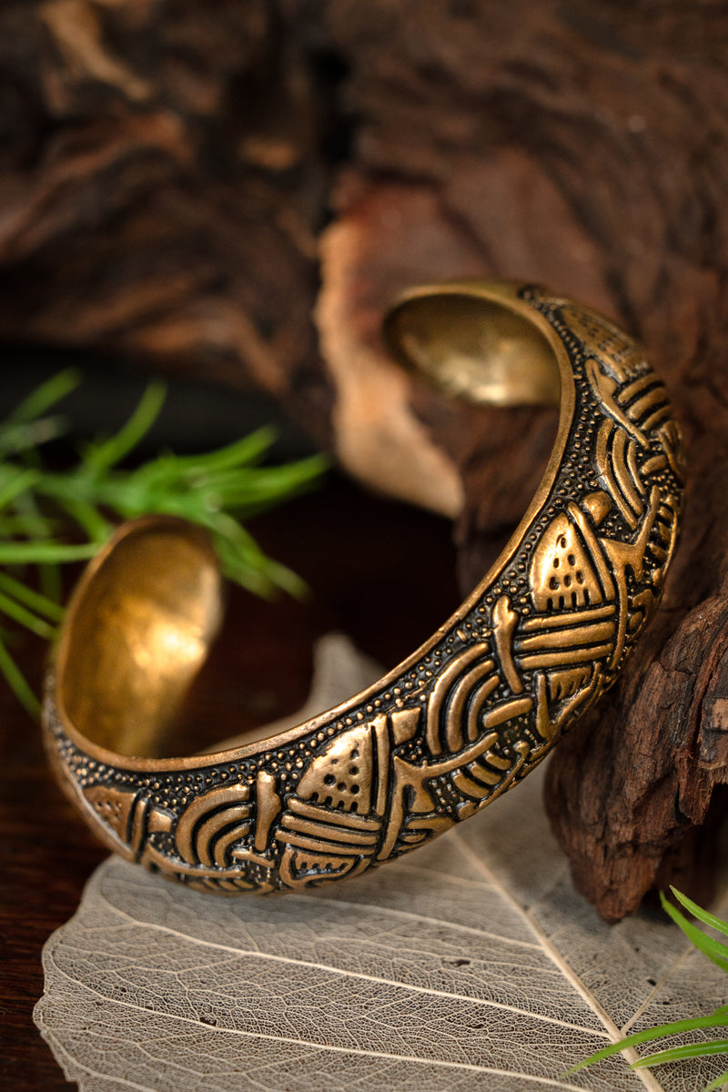 Insular Keltische armband, brons