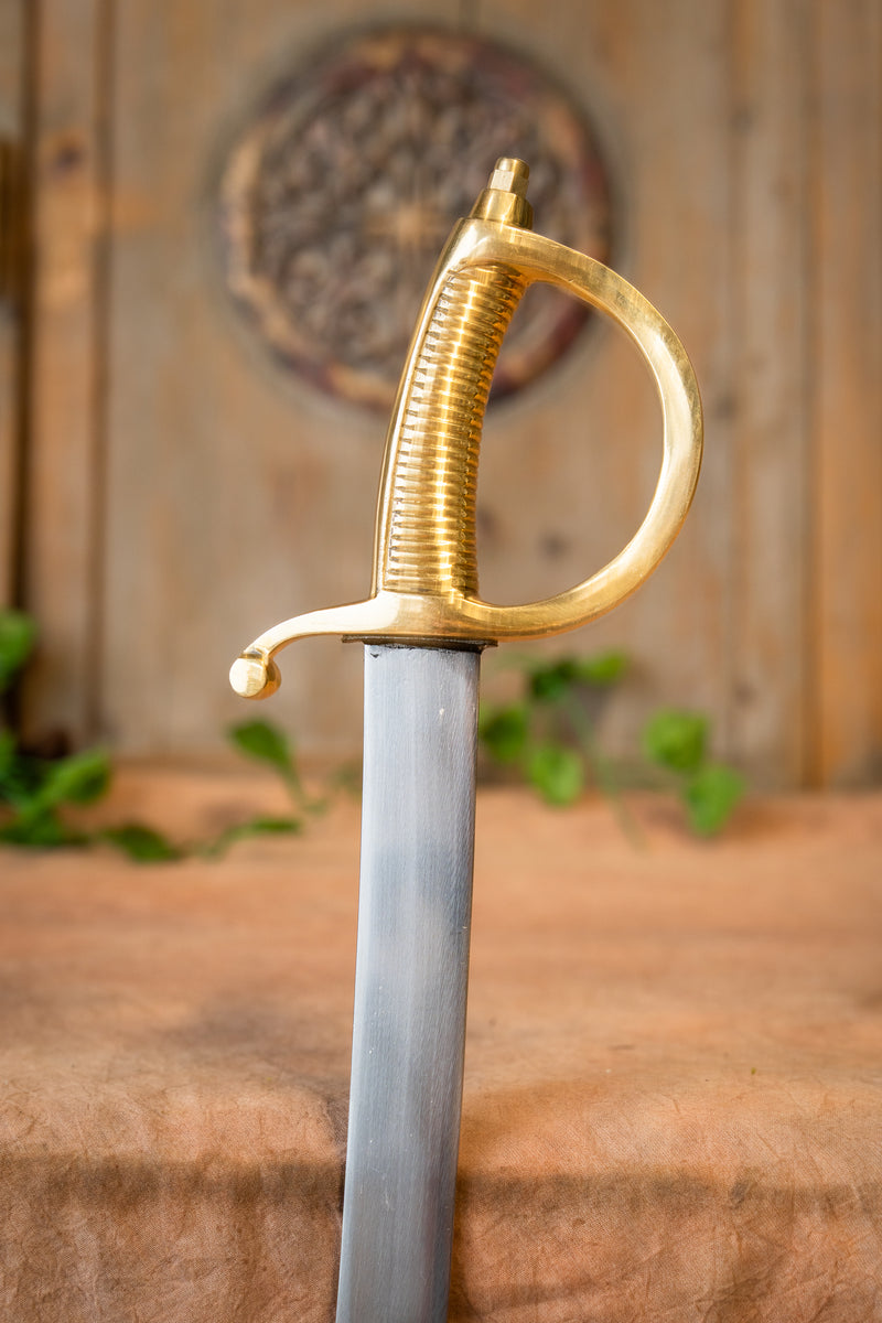 Hollands Briquetsabel, halvskarpt 