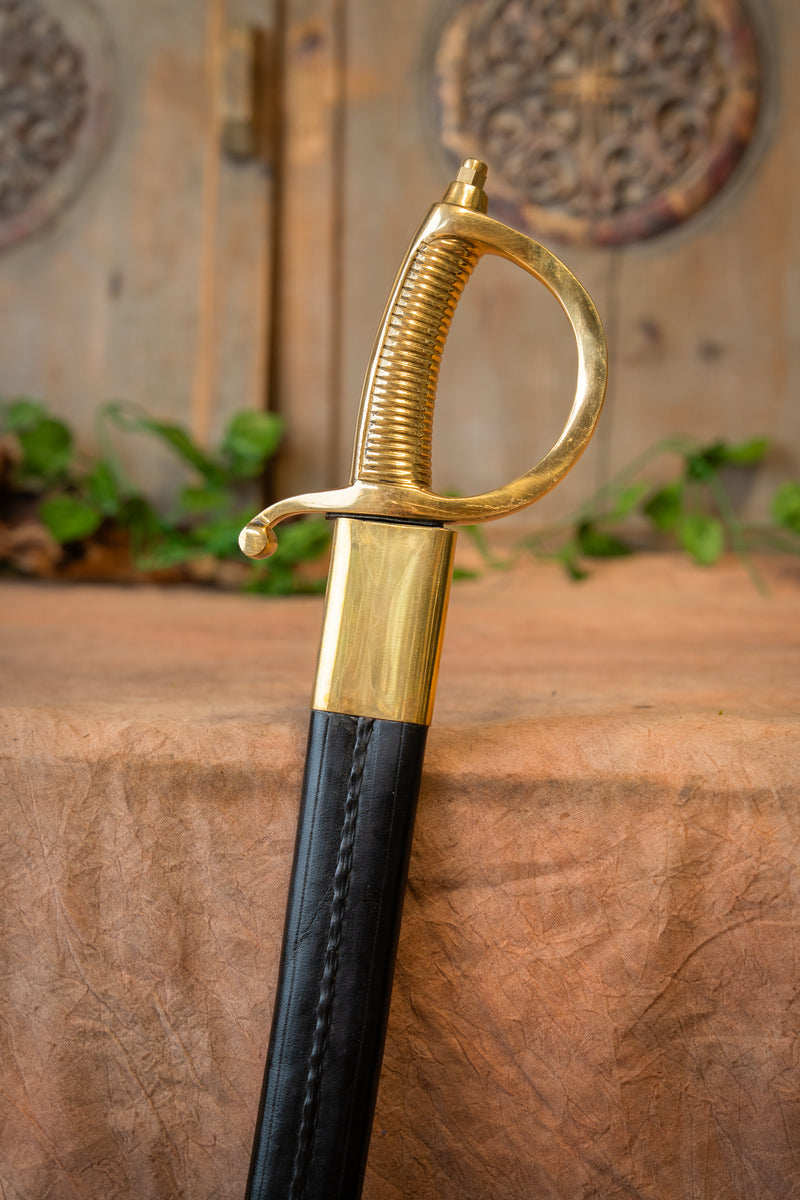 Hollands Briquetsabel, halvskarpt 