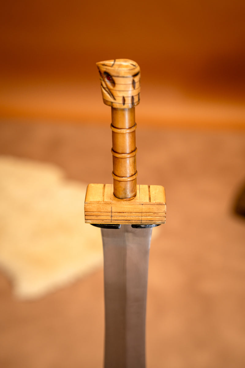 Parazonium, 1e eeuw n.Chr., semi-scherp