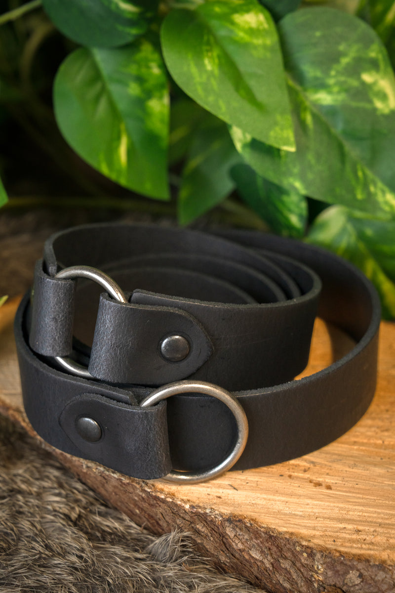 Cuir ceinture avec fermeture à anneaux, noir cuir fendu, 155 cm 