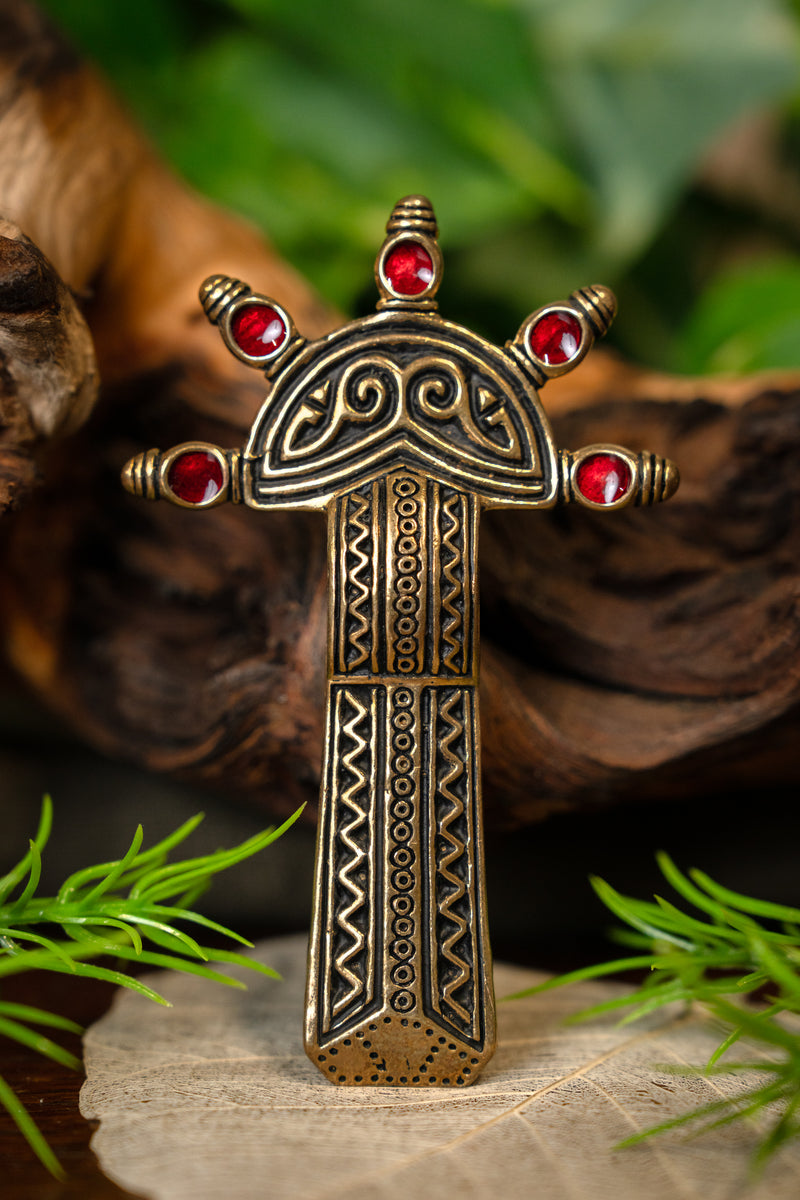 Geëmailleerde Merovingische beugelfibula, brons