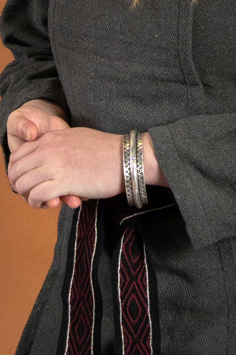 10e eeuwse Rusvik armband, verzilverd brons