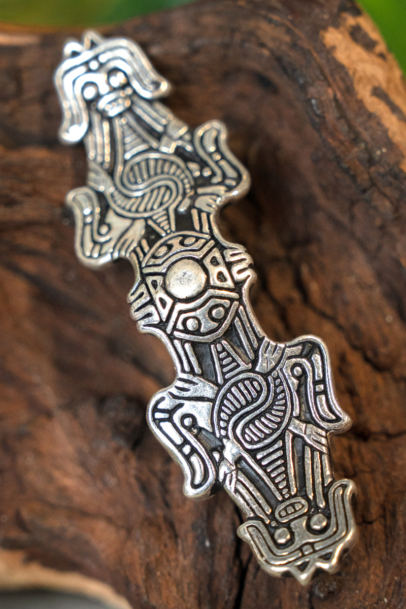Vikingbroche Birka, grav 1080, forsølvet bronze 