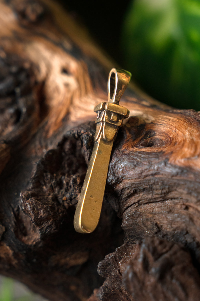 Slavisk hängsmycke Swiatowid, brons 