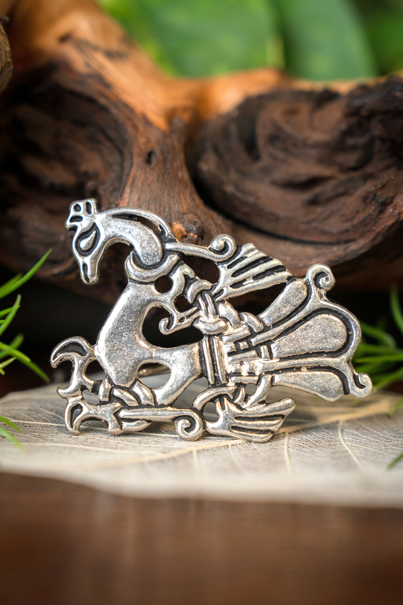 Viking påfuglebroche, forsølvet bronze 