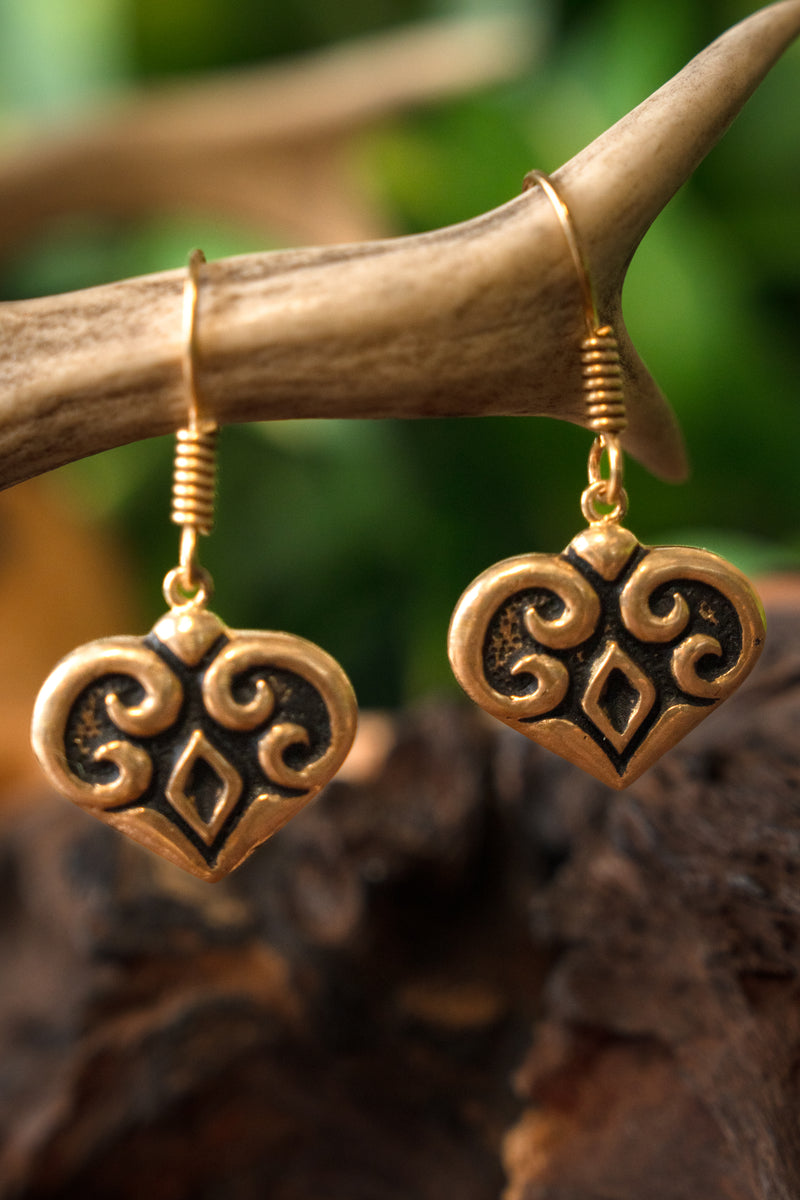 Magyarische oorbellen, brons