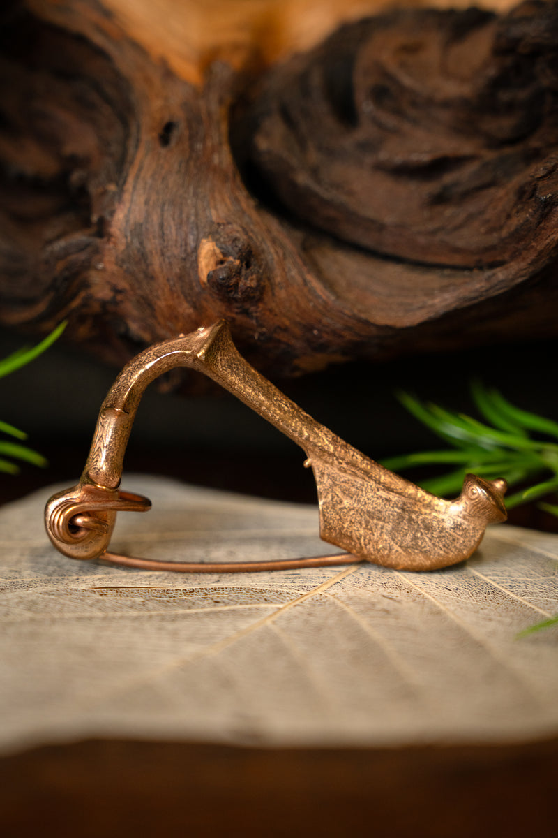 Römische Trompetenfibel 1. bis 4. Jahrhundert, Bronze 