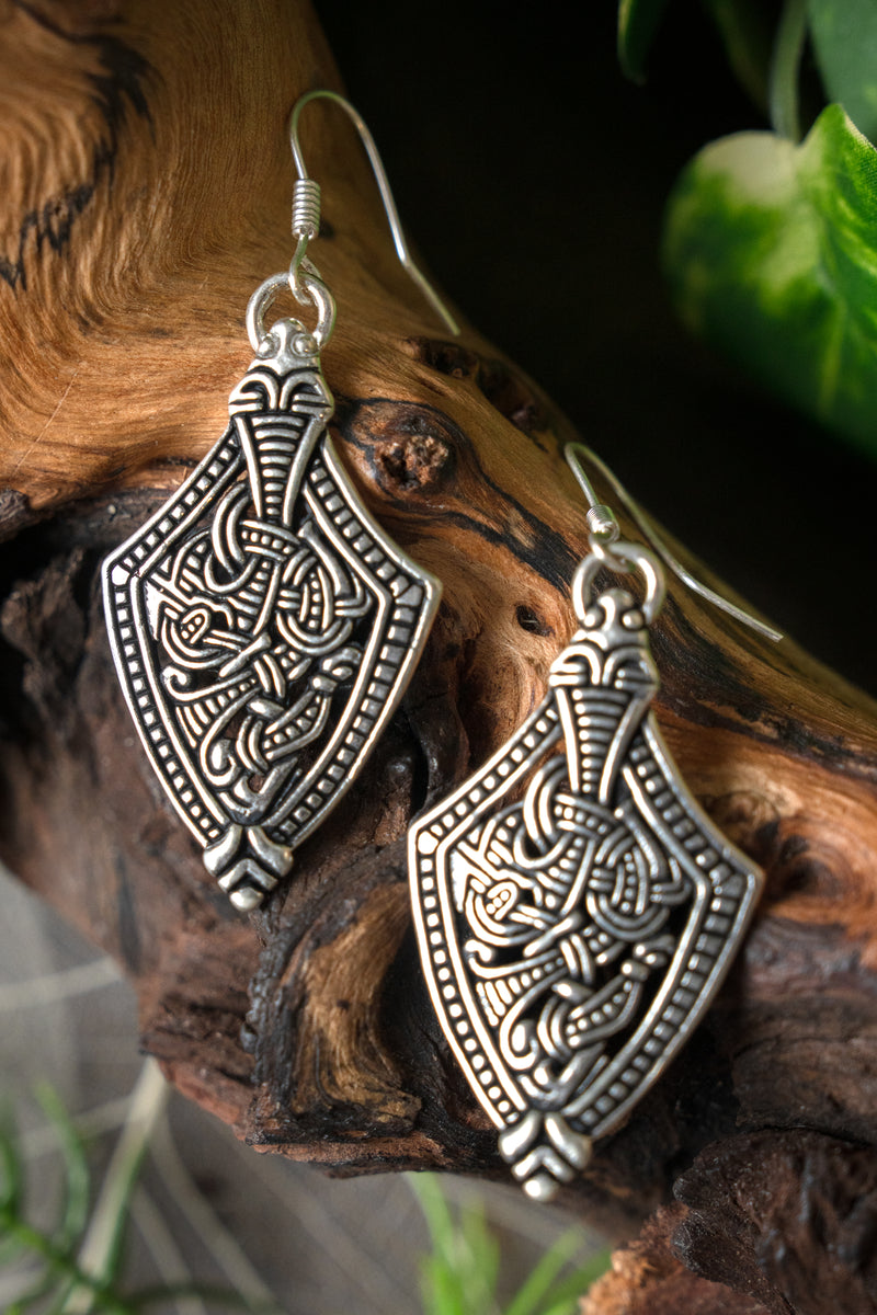 Vikingoorbellen Schede Borrestijl, verzilverd brons