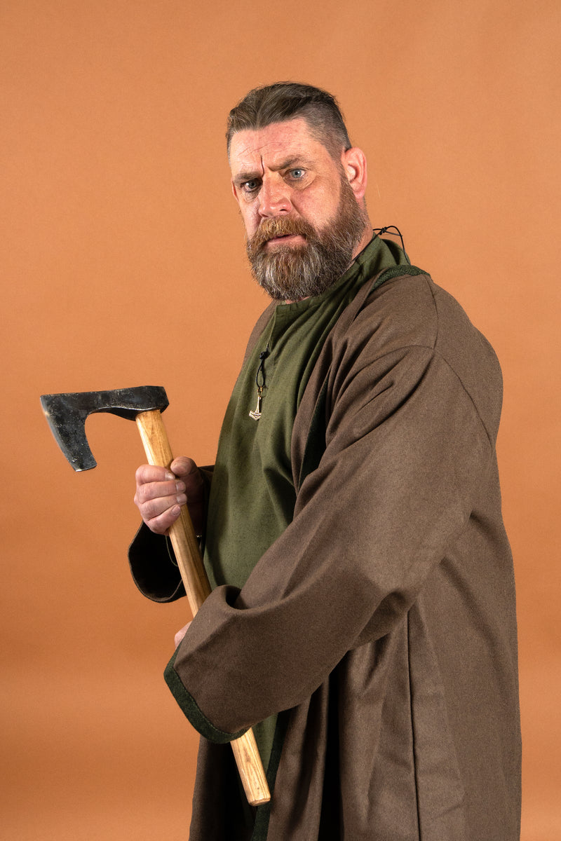 Vikingbijl, skeggox, type C, semi-scherp