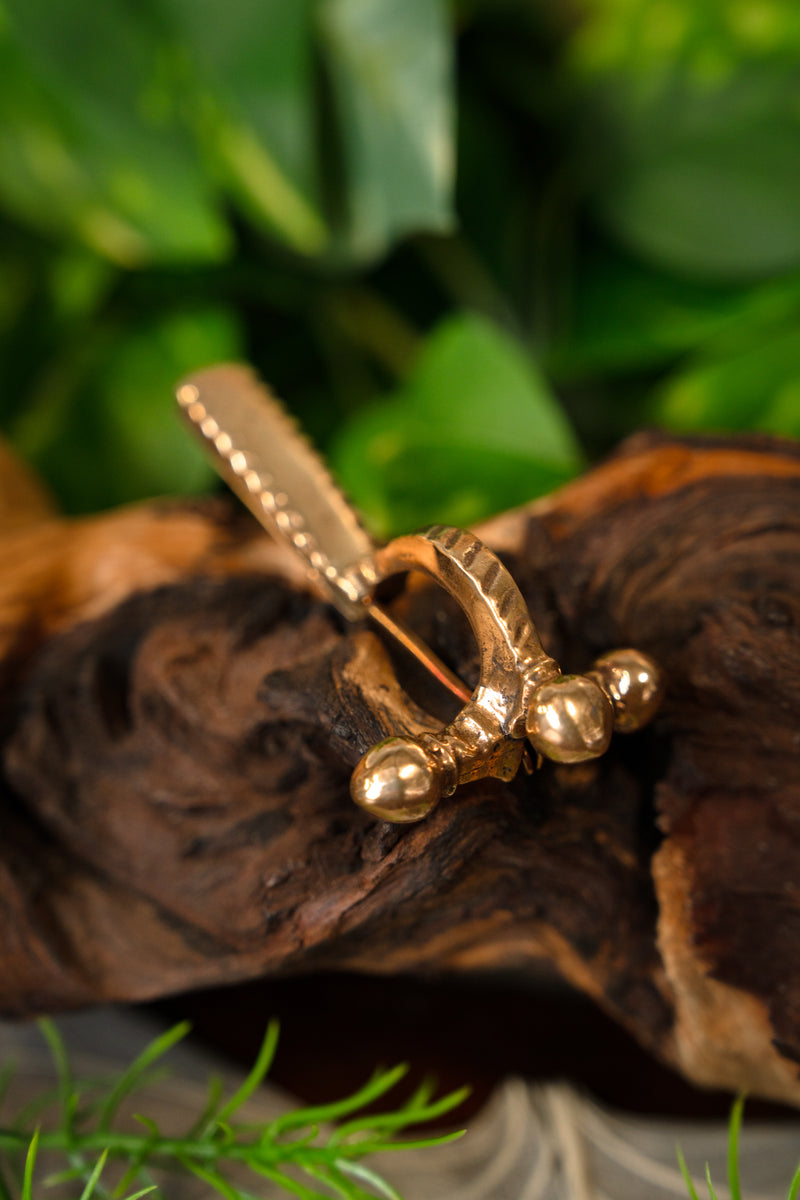 Romano-Germanic crossbow fibula, brass