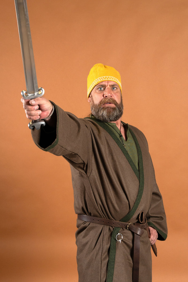 Viking sword Petersen type G, semi-sharp