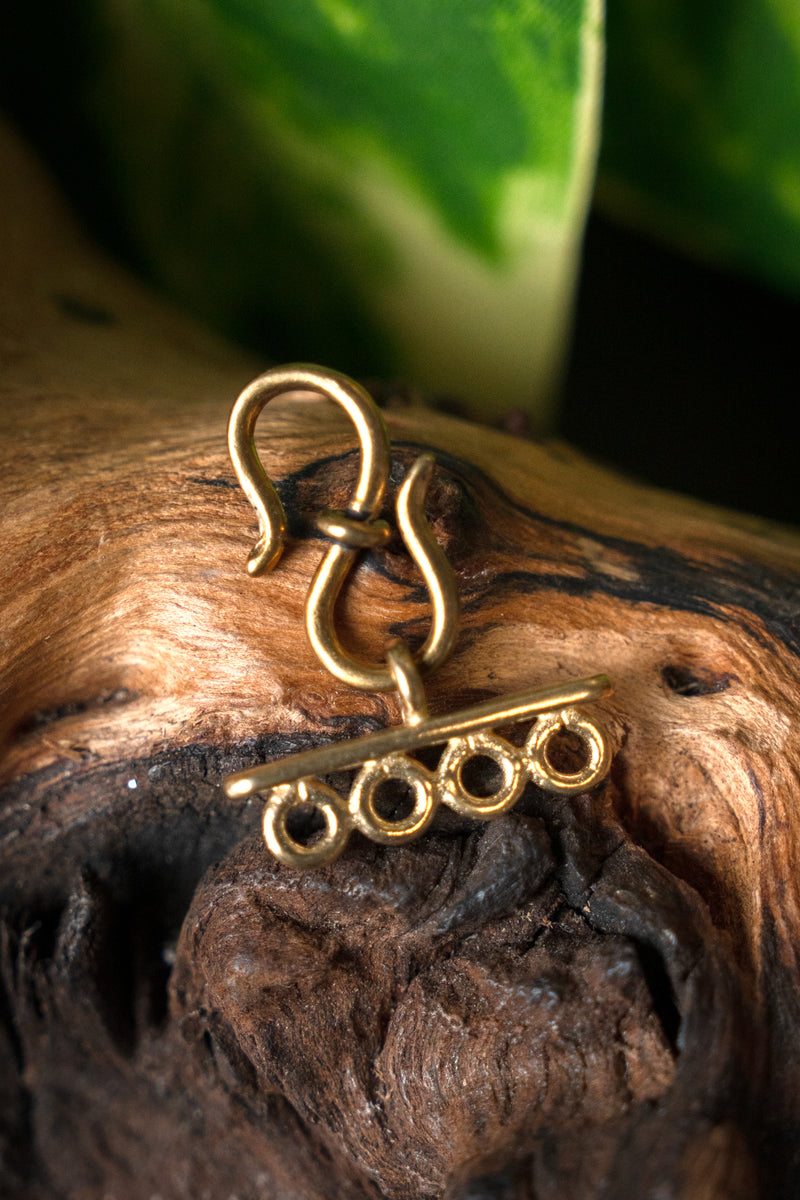 Vichingo distributore di gioielli, bronzo 