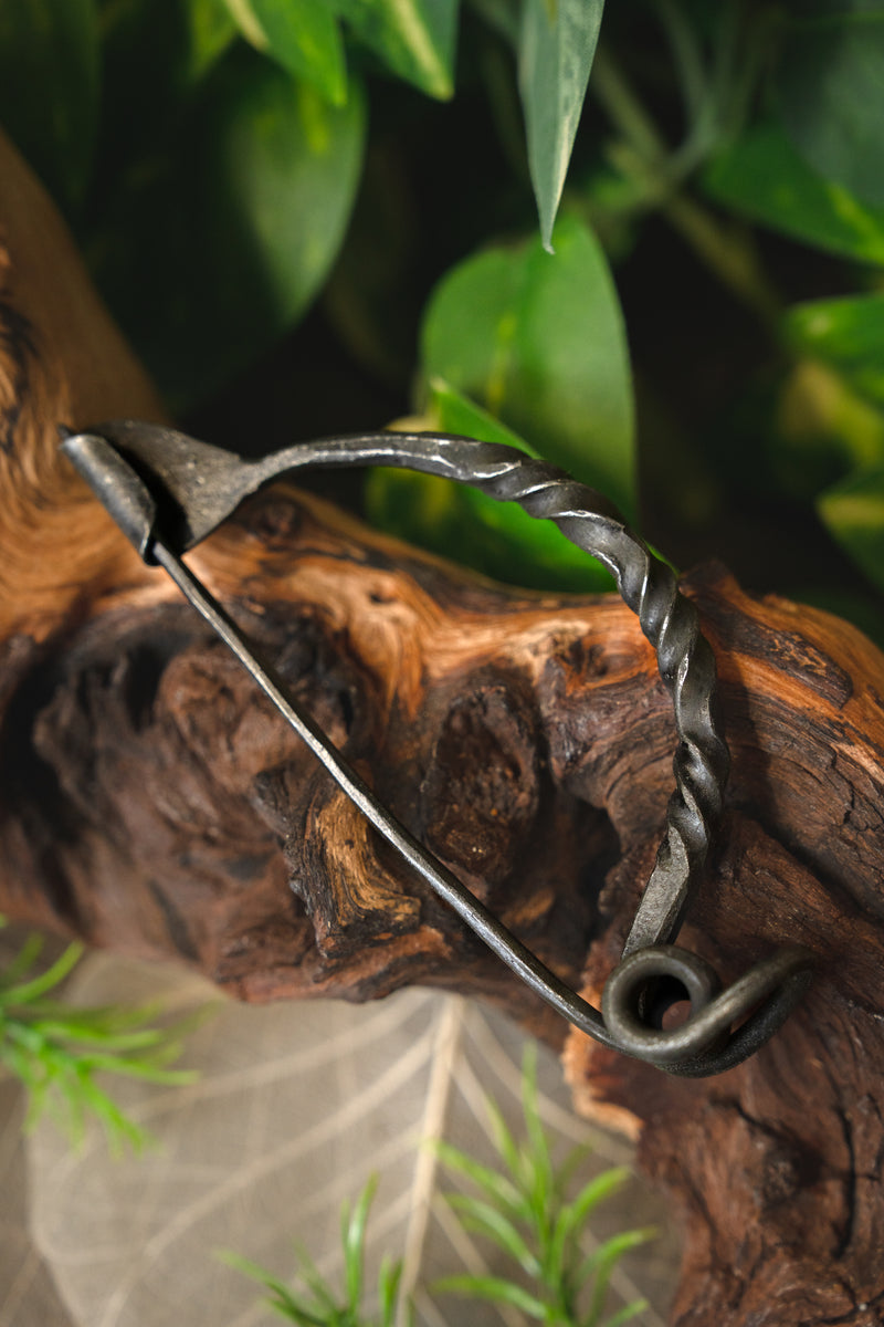 La Tène boogfibula, staal