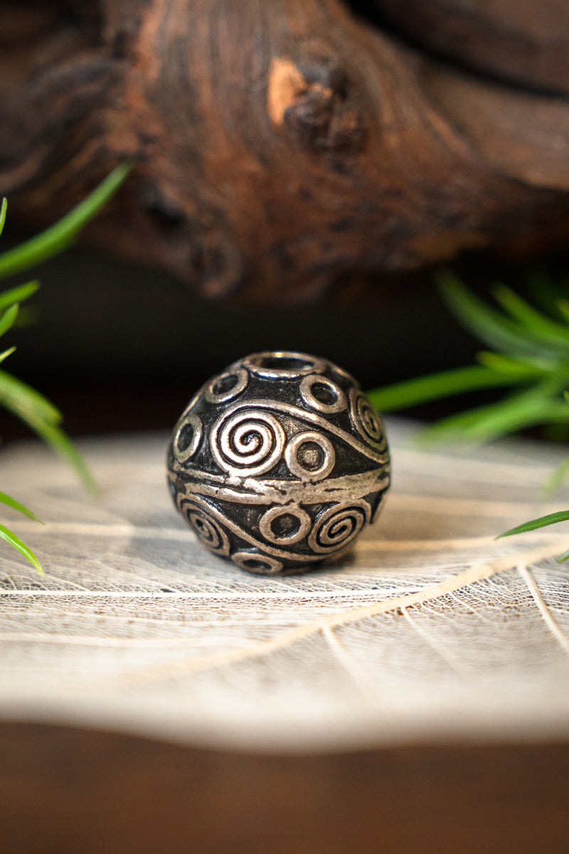 Vikkelbaard perle birka, sølvbelagt bronze