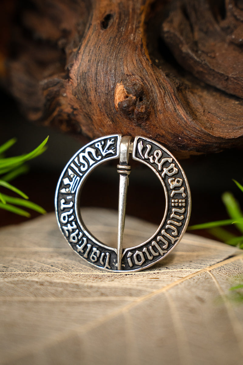 Middeleeuwse ringbroche, verzilverd brons