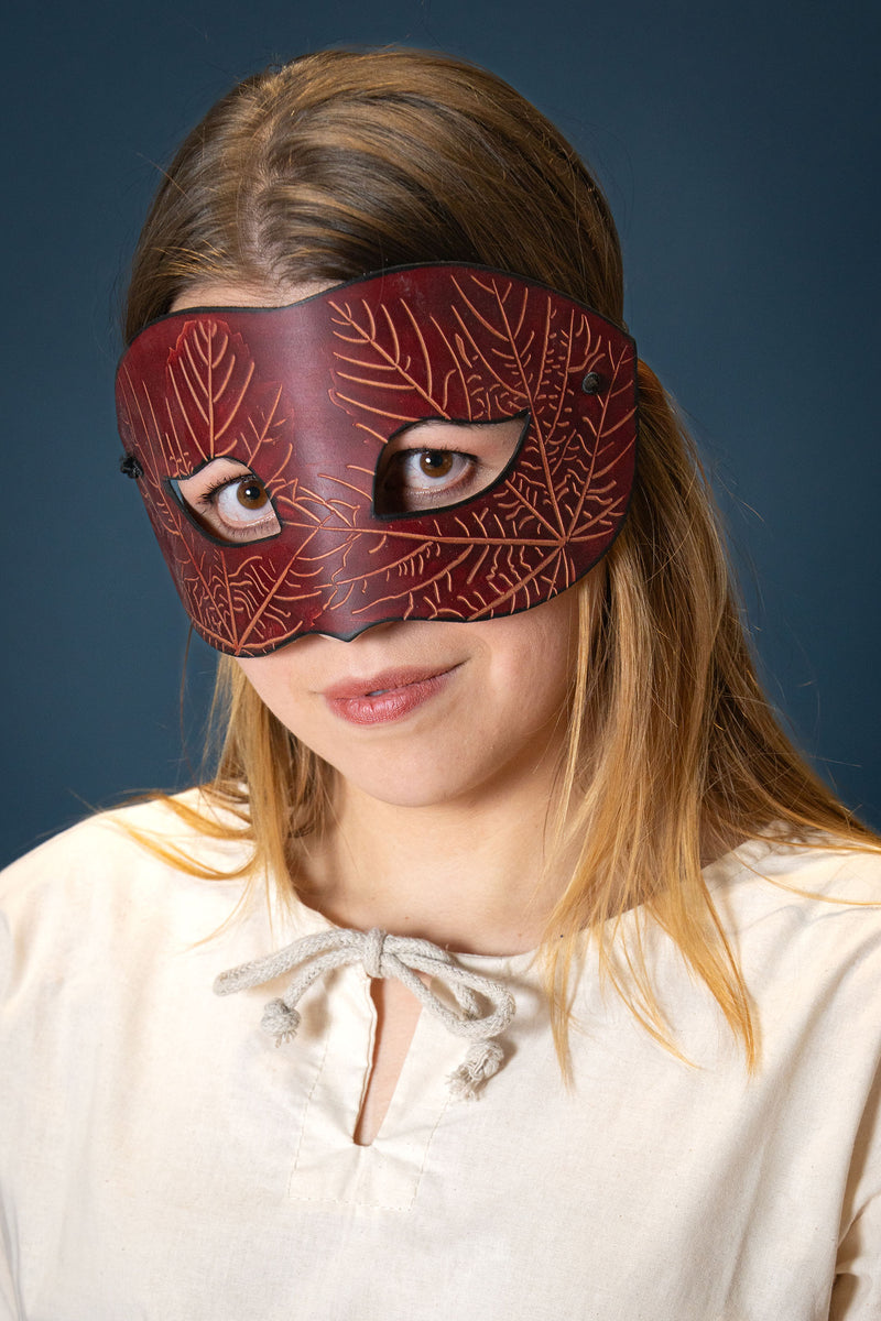 Apprendre masque Nessa, rouge 