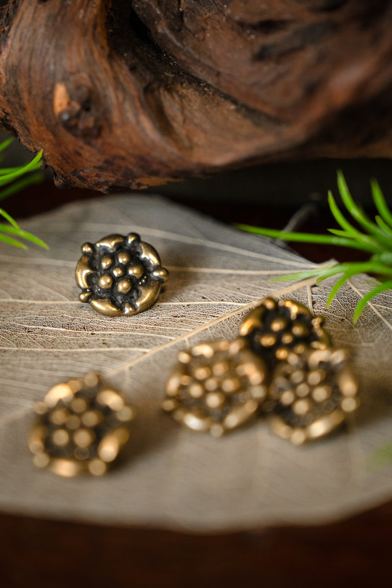 Sent middelalderknot med rose, bronze, sæt med fem stykker