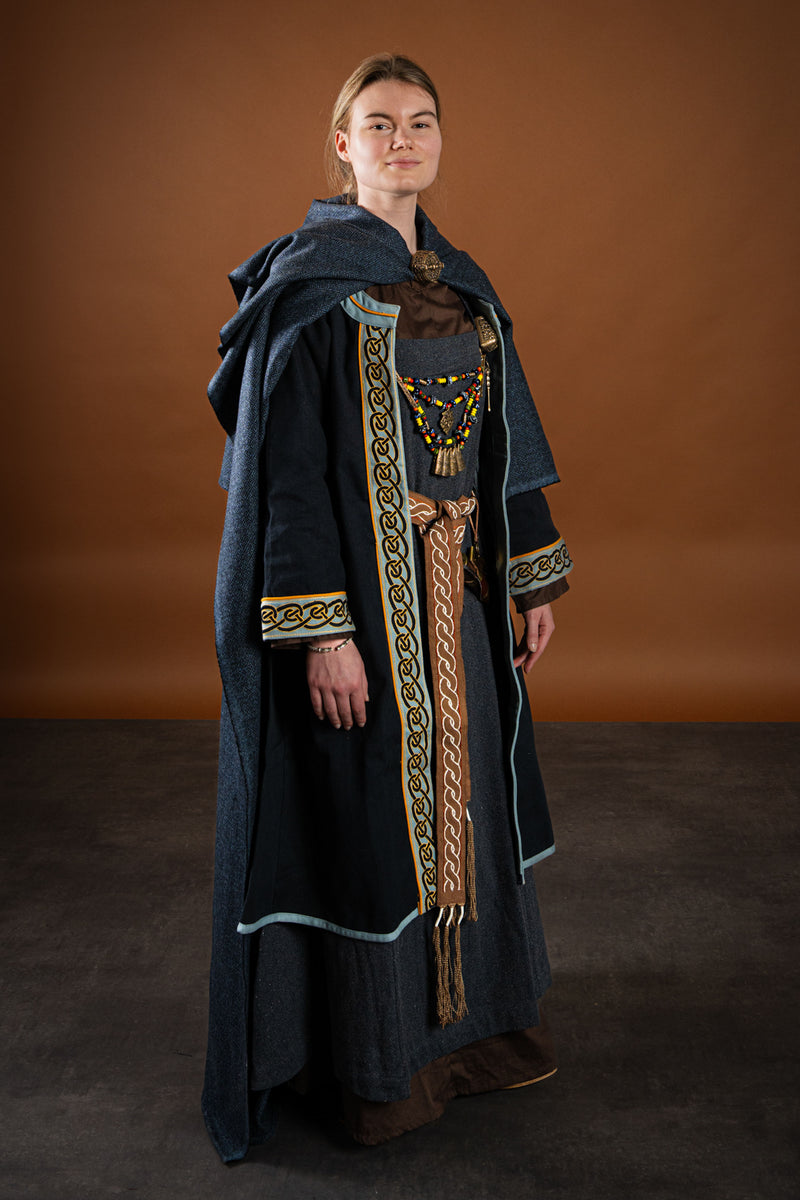 Geborduurde Viking kaftan, blauw