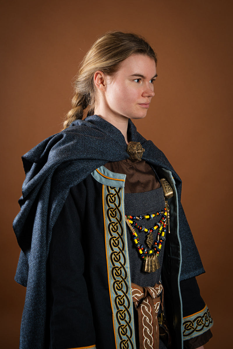 Geborduurde Viking kaftan, blauw