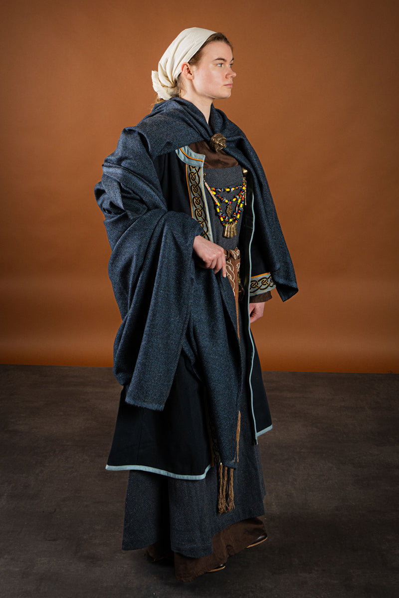 Geborduurde Viking kaftan, blauw