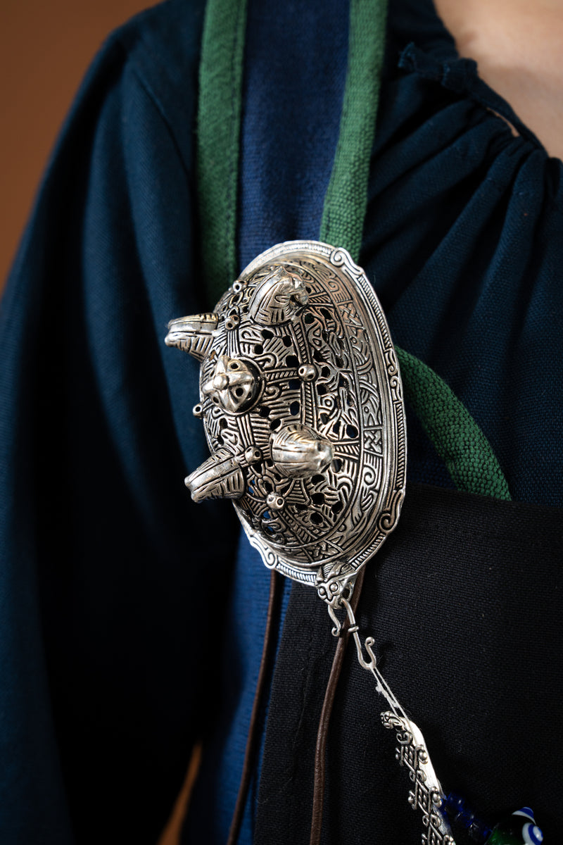 Viking schildpad broche Birka, graf 860, verzilverd, prijs per stuk