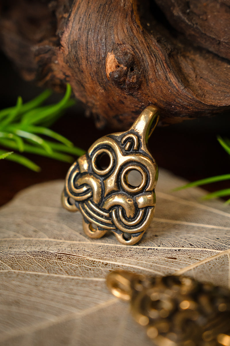 Sluitingen voor beenwindsels Birka, graf 903, brons