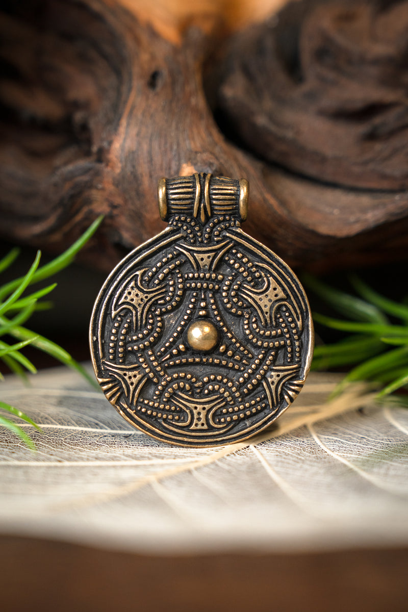 Vikingeskjold amulet Stora Ryk, bronze 