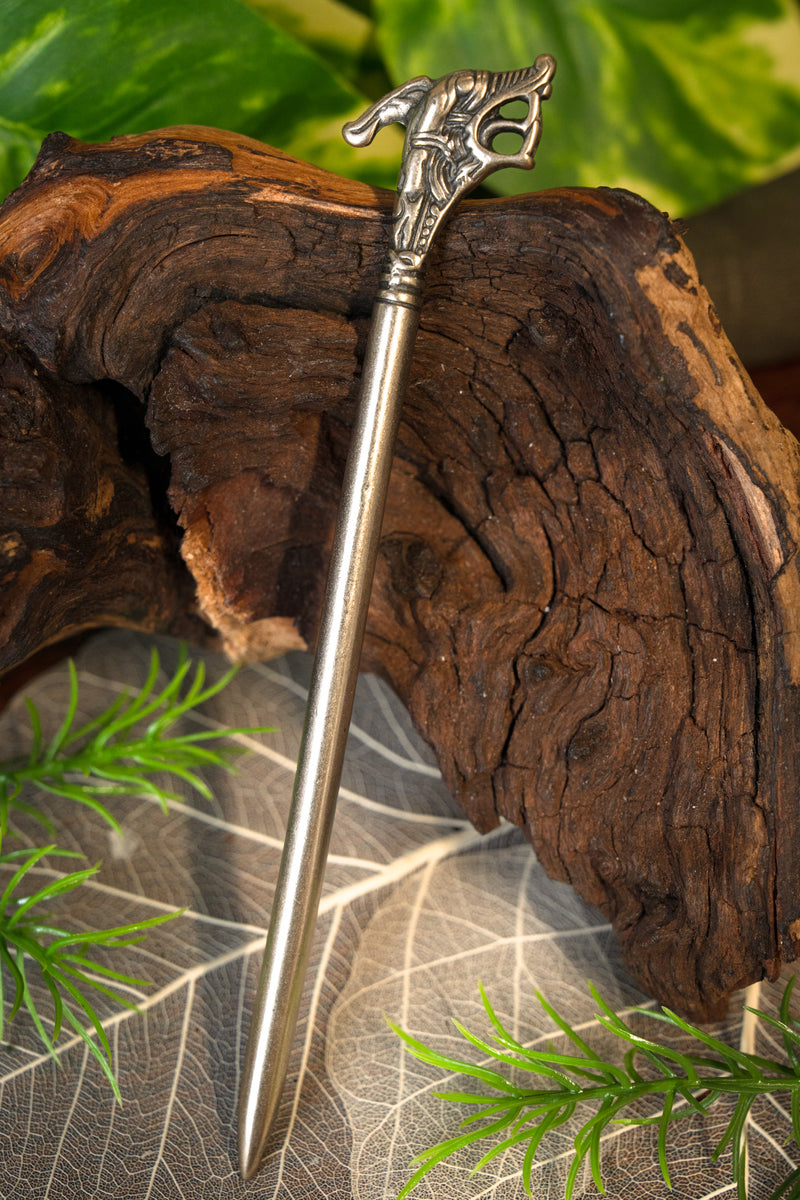 Haithabu haarpin, verzilverd brons