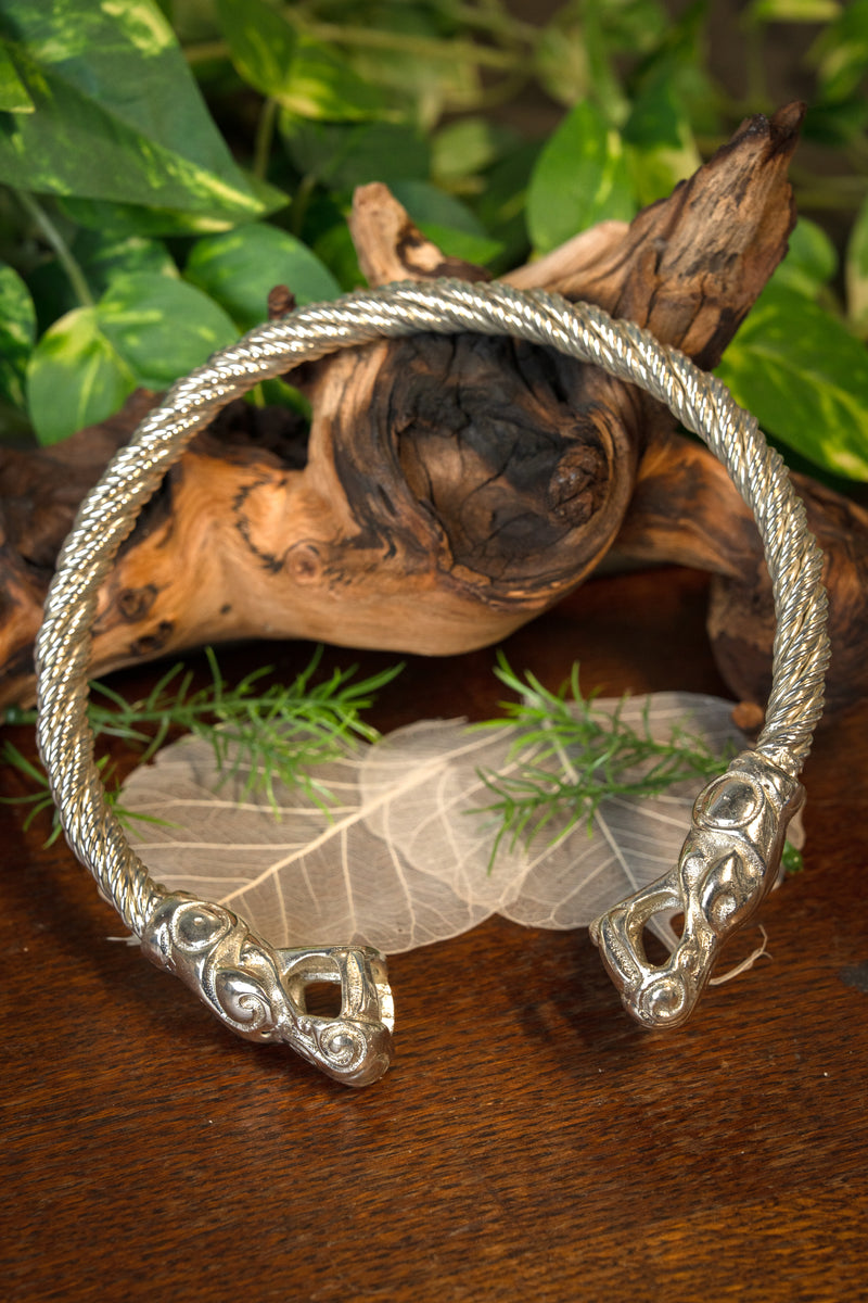 Vichingo torque con draghi, argentato 