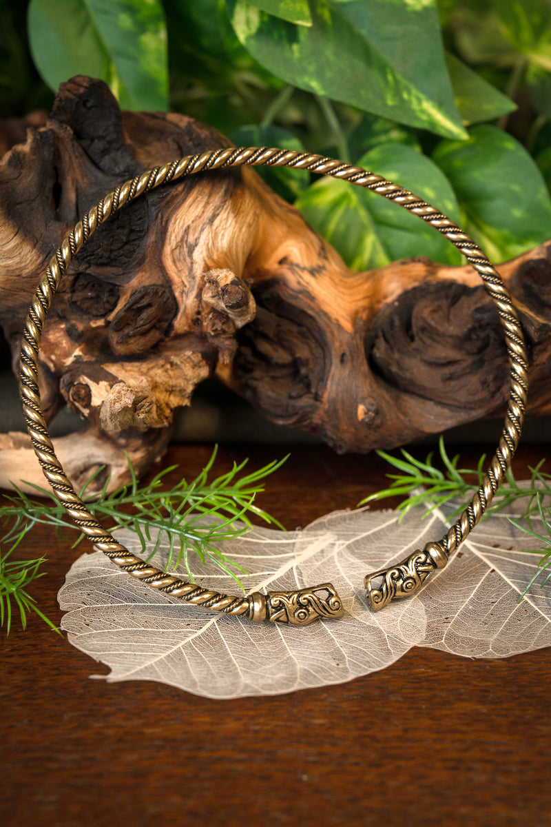 Vikingtorc z głowami smoków, brązowy 