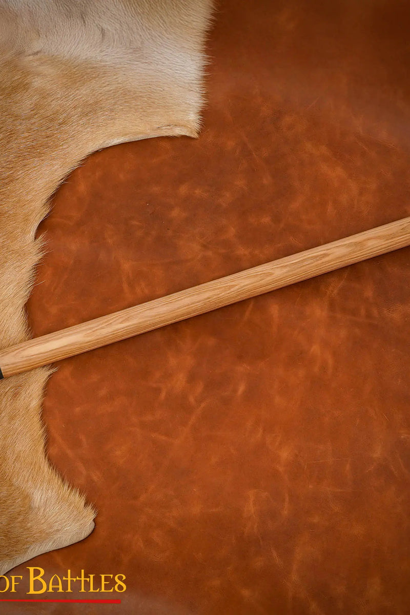 12e-14e eeuwse strijdknots, semi-scherp