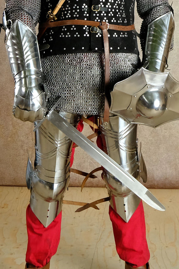 Over het Messer: het "mes"-zwaard van de late middeleeuwen