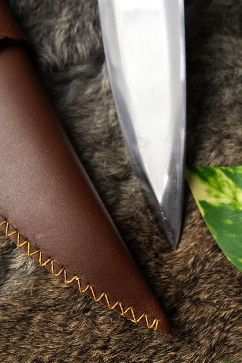 Triquetrasax met houten handvat, semi-scherp