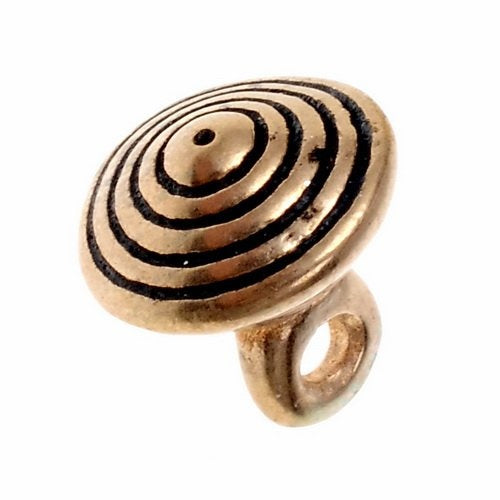 Bronzeknoten des 15. Jahrhunderts mit Kanten, Set von fünf Teilen