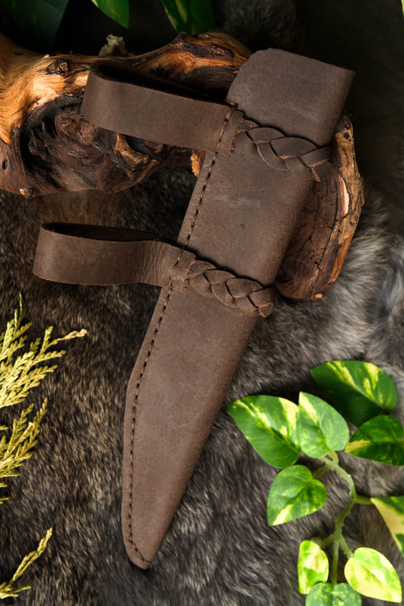 Mörk kortsax, halvvass 