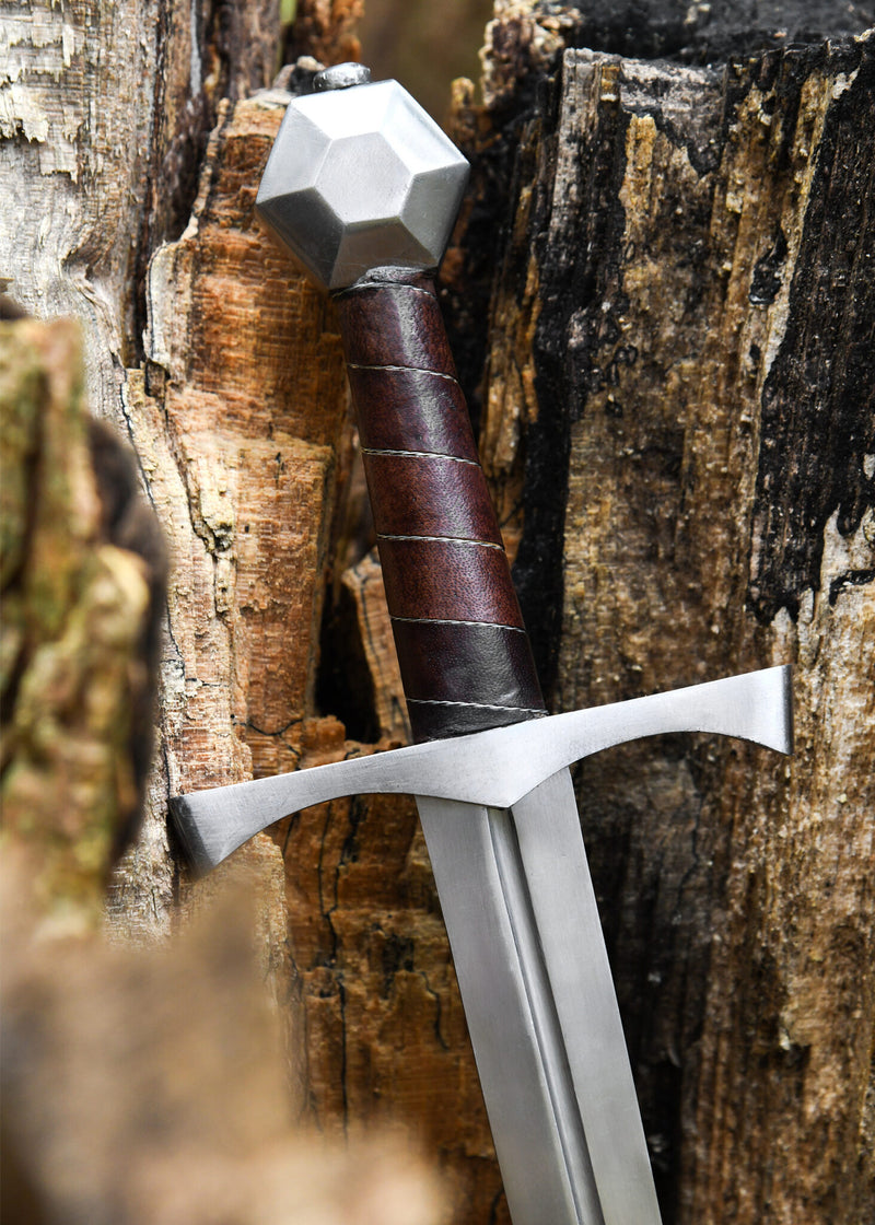 Dolk Munster, bot (battle-ready)