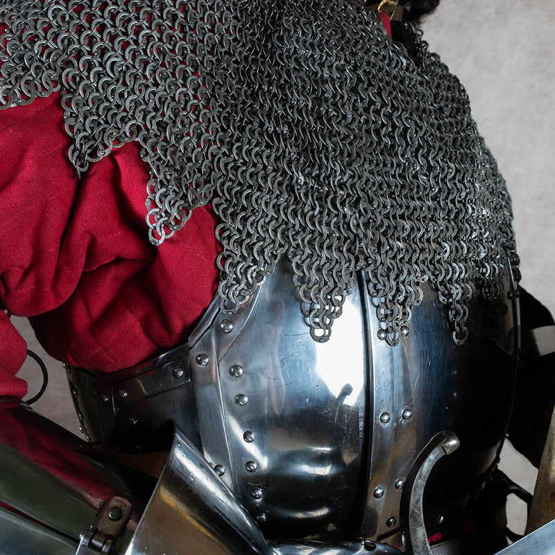 Bisschopsmantel maliënkraag platte ringen wigvormige klinknagels, 8 mm