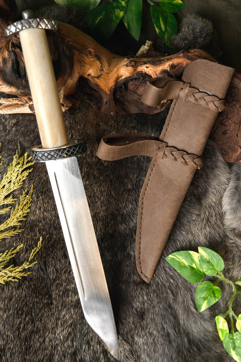 Seax Eriksson, semi-scherp