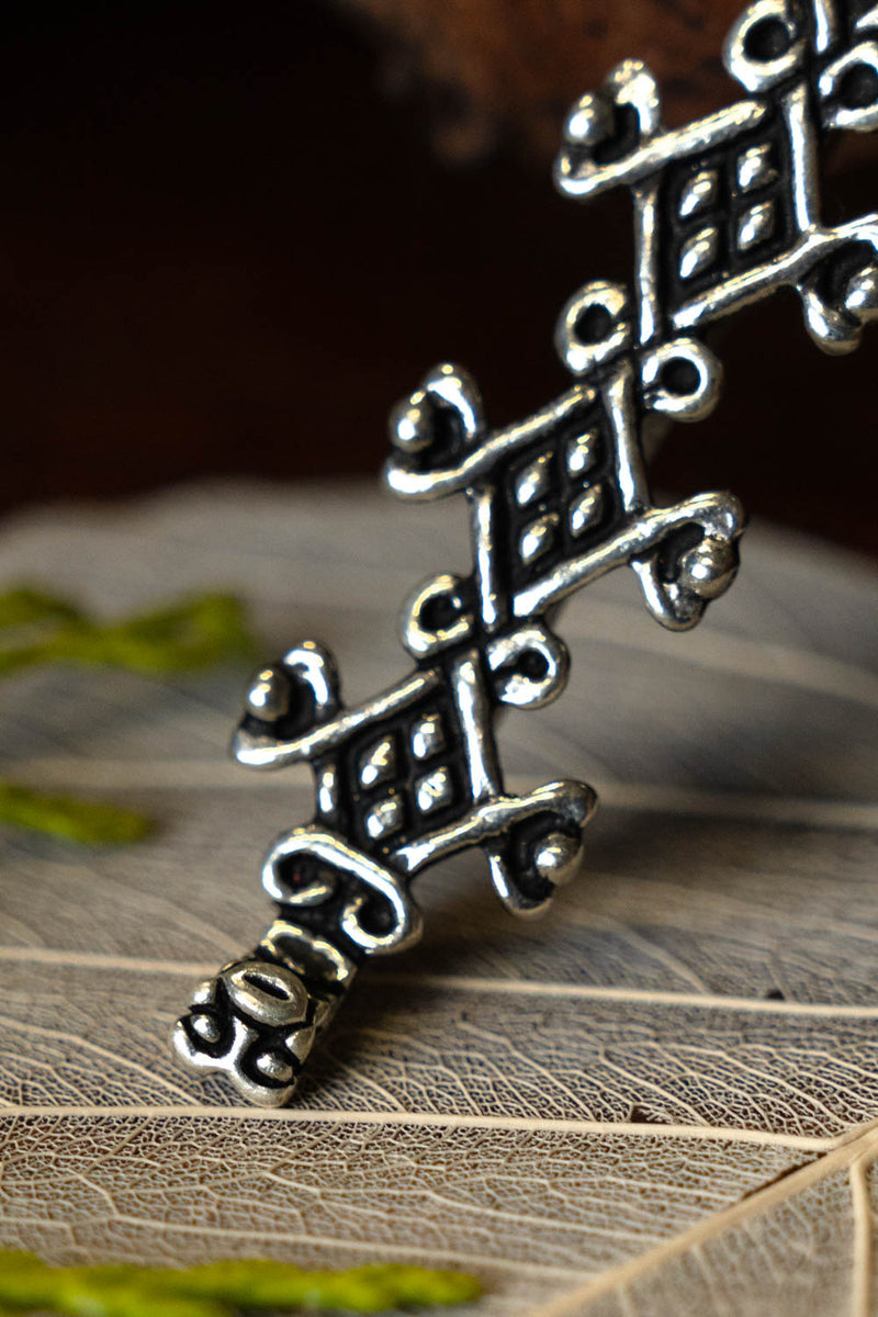 Birka sieraadverdeler, verzilverd brons