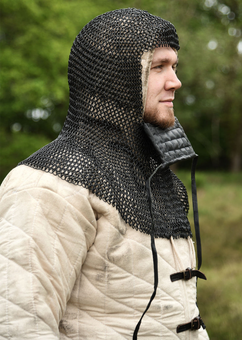 Maliën coif met vierkanten ventail, gebronsd, 8 mm