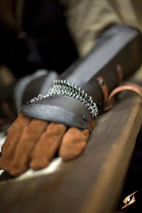 Bracers, forearm armor with chainmail, patinated, 1 mm