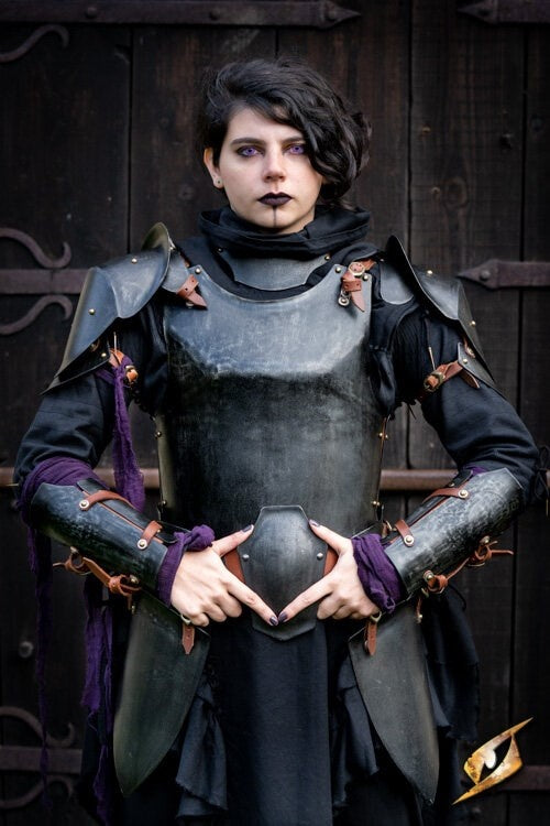 Renegade Vrouwenpantser, frędzle