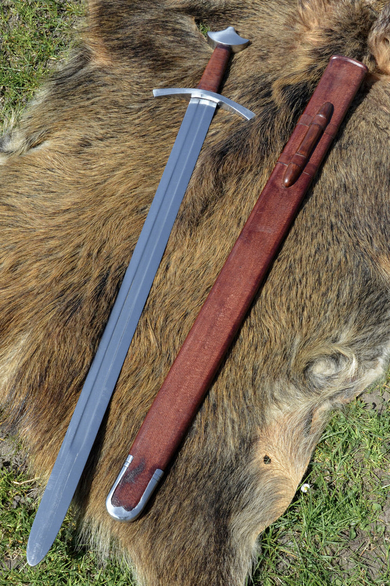 13e eeuwse eenhander, Oakeshott type XIII, bot (battle-ready)