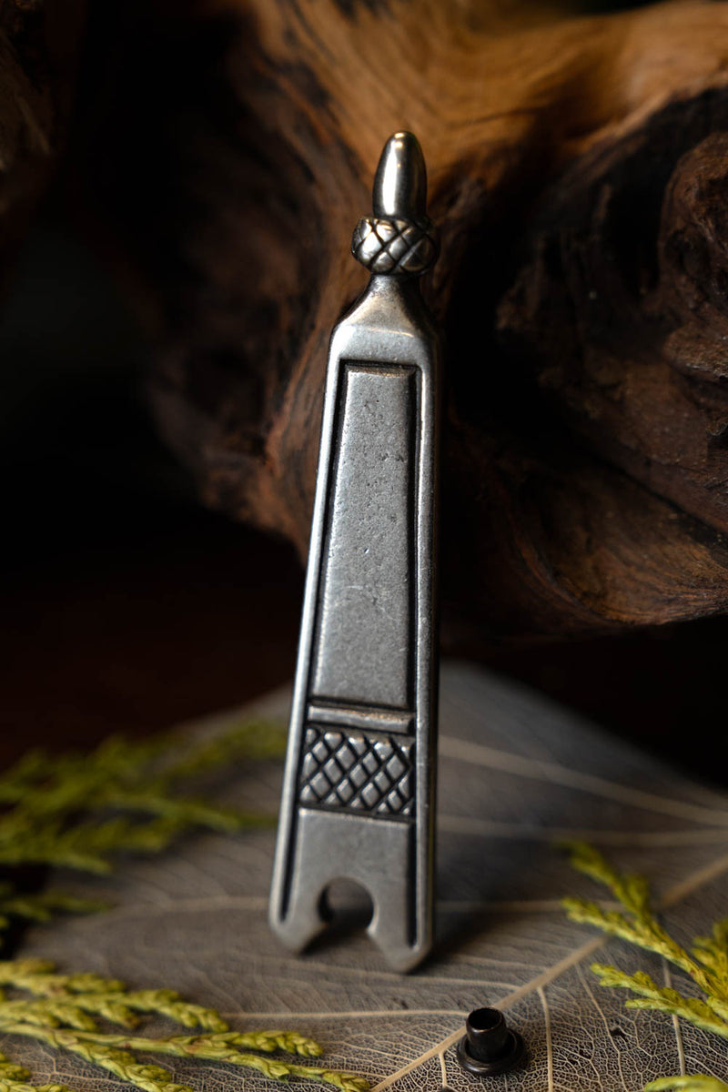 extremo del cinturón medieval (1350-1500), plateado 