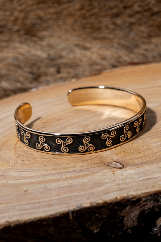 Keltische armband met triskelions, brons