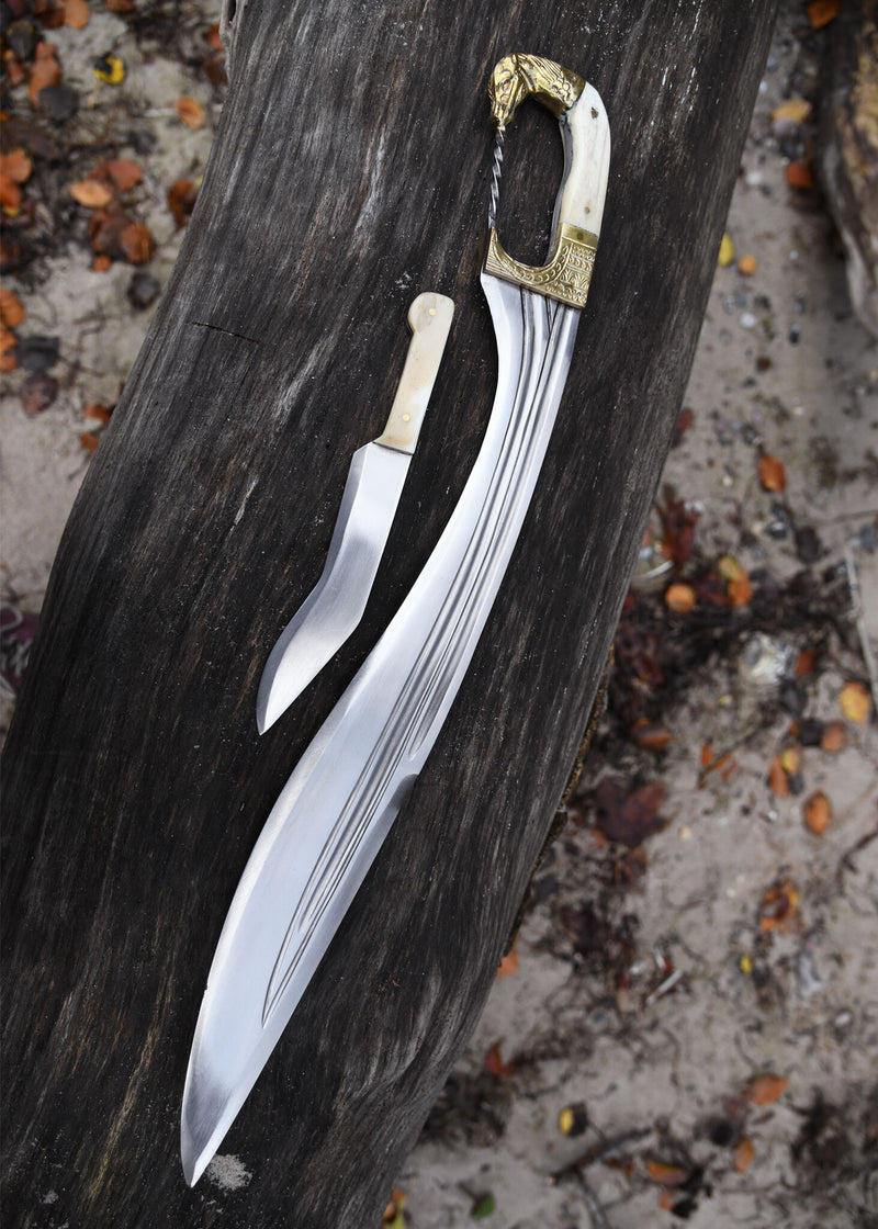 Falcata 4e-3e eeuw v.C., semi-scherp