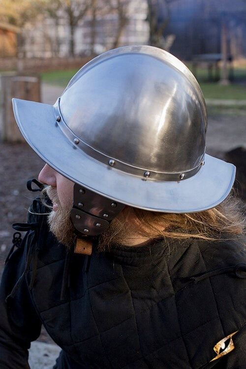 17e eeuwse morion, pikeman's pot, 1,0 mm