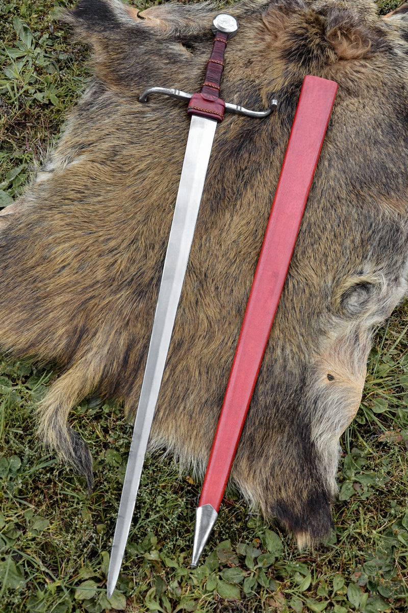 Épée à deux mains Musée de Cluny, semi-tranchant 
