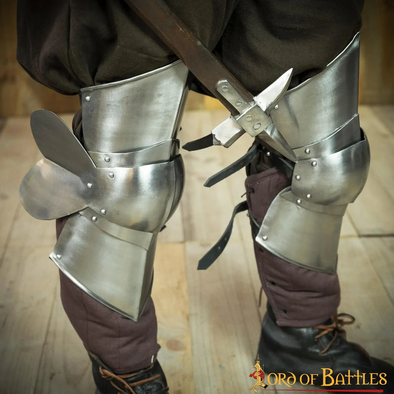 15th century poleyns, leg armor with roundels, 1.6 mm